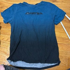 Hollister t shirt